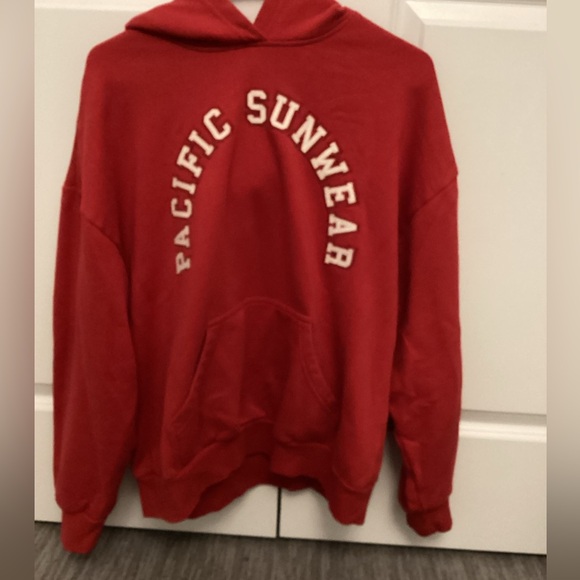 PacSun Pacific Sunwear Zigzag Hoodie Red Size Small - Picture 4 of 5